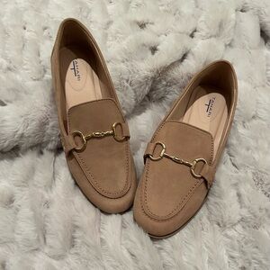 Tahari Tan Loafers with Gold Detail